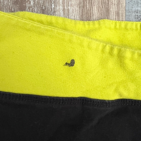 Women’s Aerie Capri Leggings - Picture 3 of 6